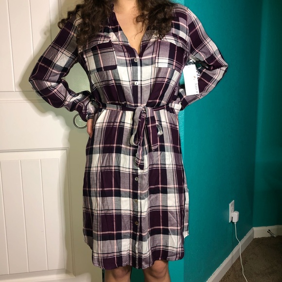 NWT Purple Plaid Long Sleeve Dress - Picture 5 of 6